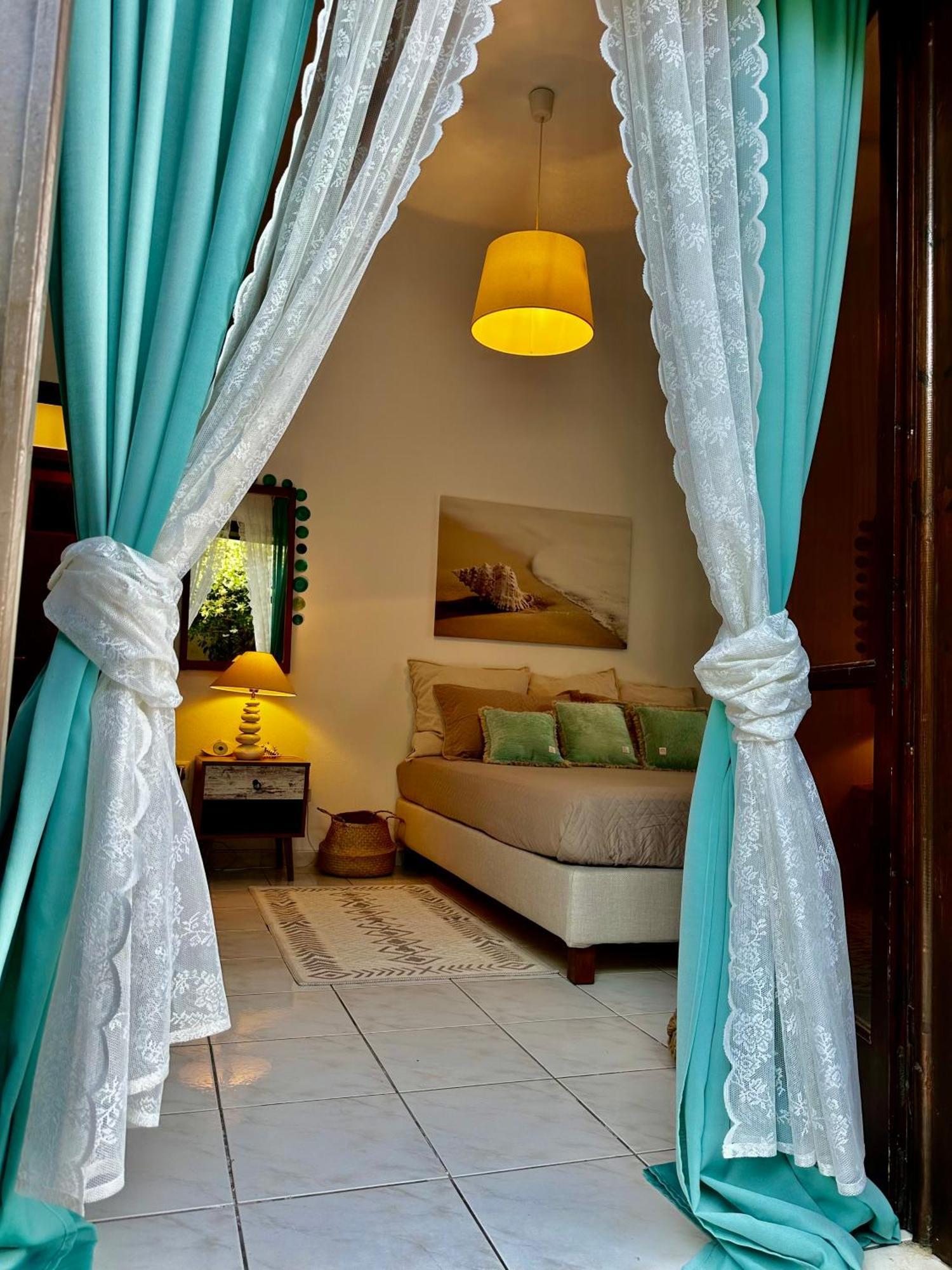 Eratous Seaside House Apartment Varnavas Exterior foto